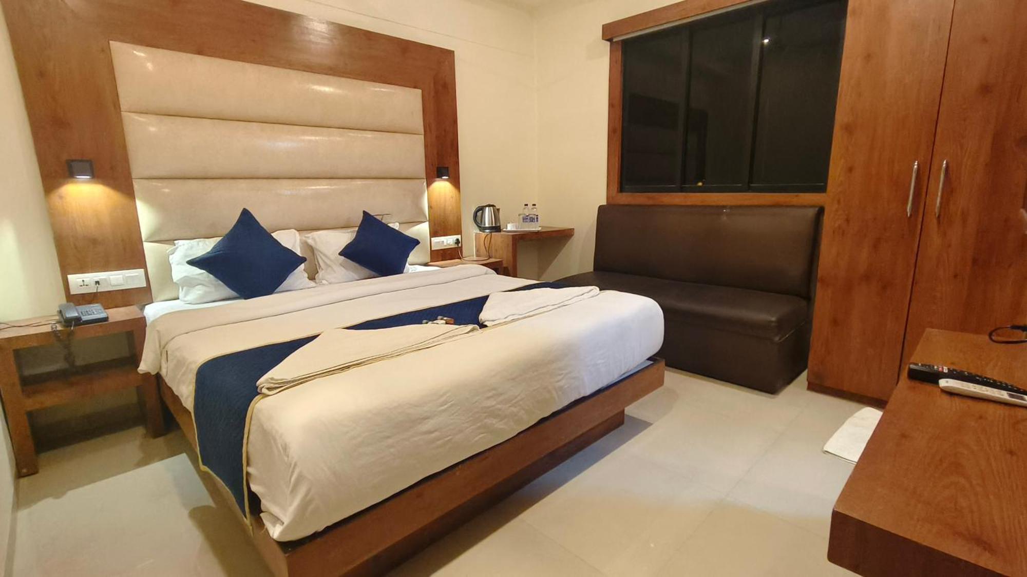Ashraya International Mumbai (Bombay)